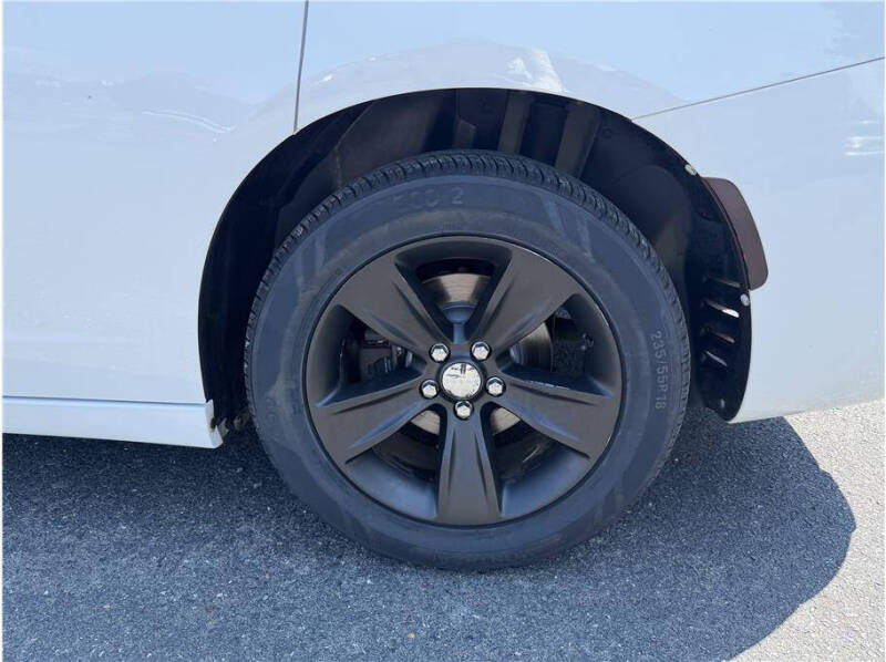 2017 Dodge Charger SXT
