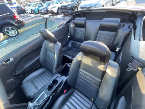 2006 Ford Mustang GT Deluxe