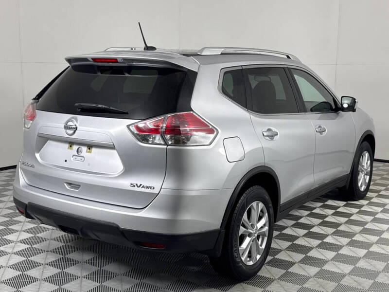 2016 Nissan Rogue SV