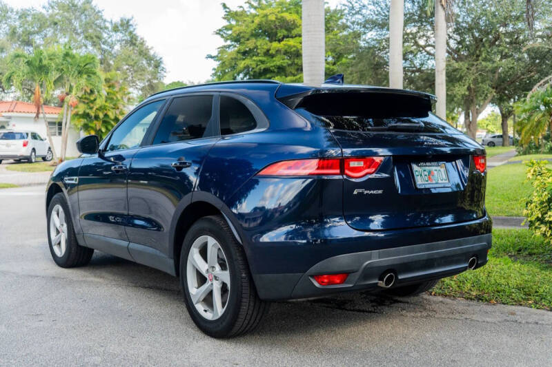 2017 Jaguar F-PACE 35t Premium