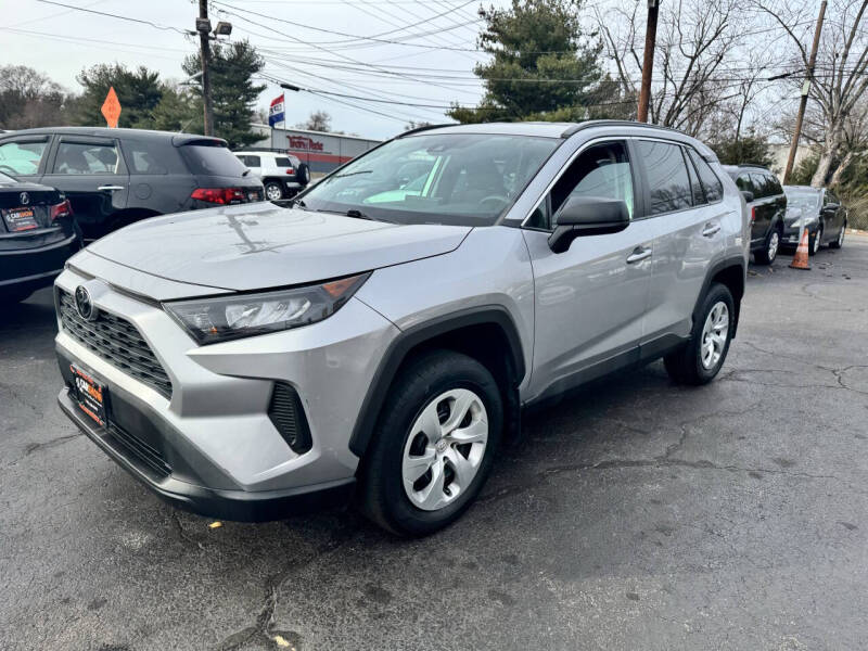 2020 Toyota RAV4 LE