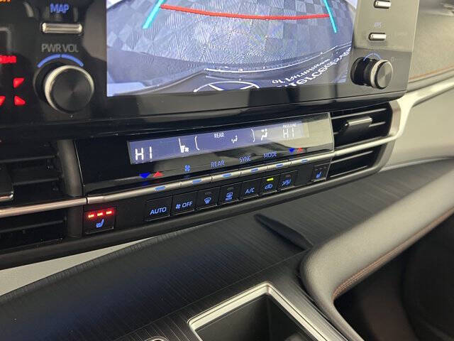 2022 Toyota Sienna XSE 7-Passenger