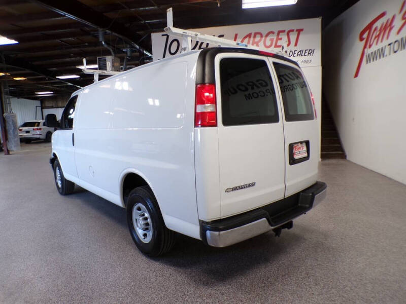 2017 Chevrolet Express 2500