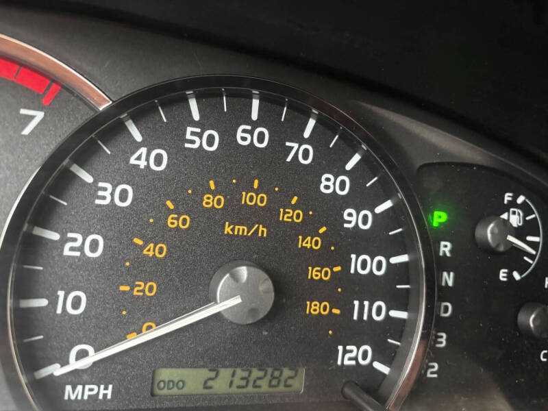 2006 Toyota Sequoia SR5