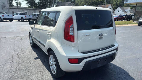 2013 Kia Soul +