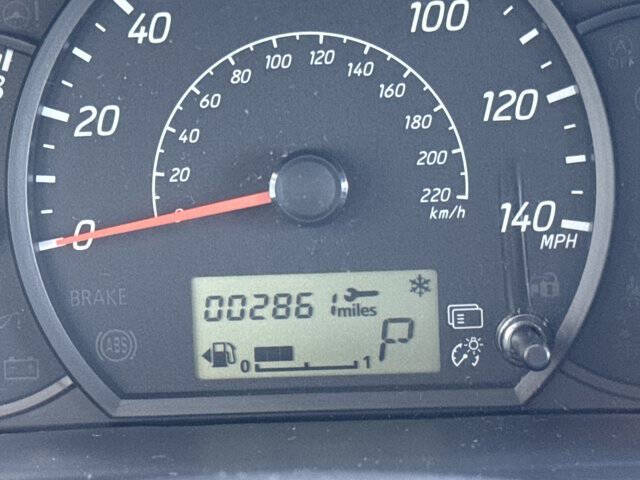 2024 Mitsubishi Mirage LE