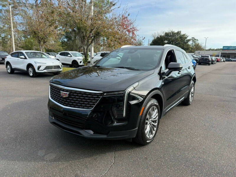 2025 Cadillac XT4 Premium Luxury