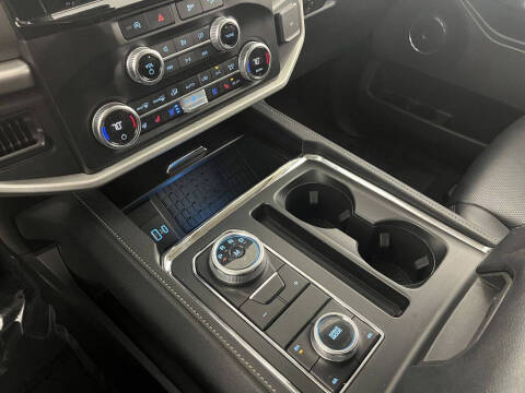 2023 Ford Expedition MAX XLT