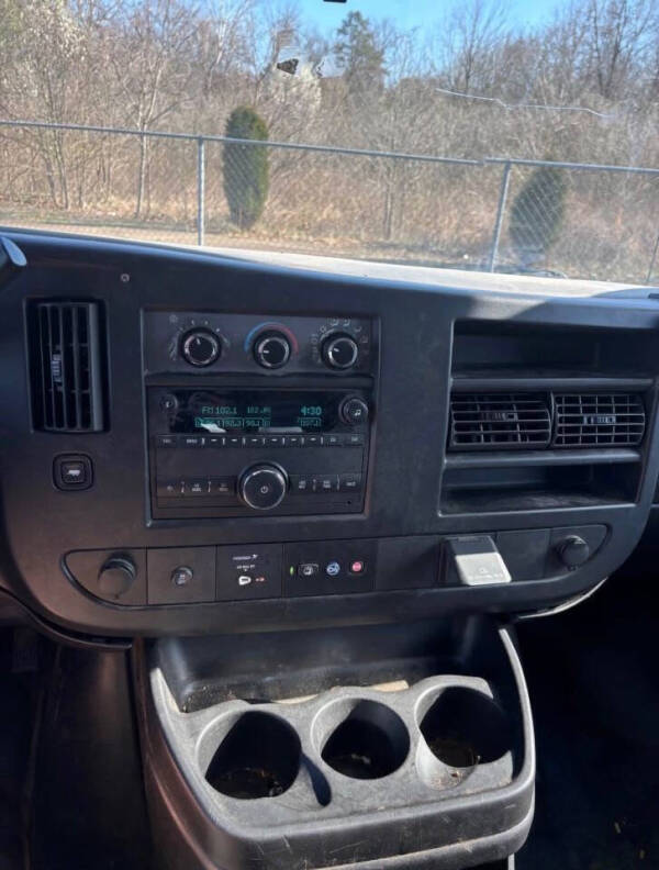 2020 Chevrolet Express 2500