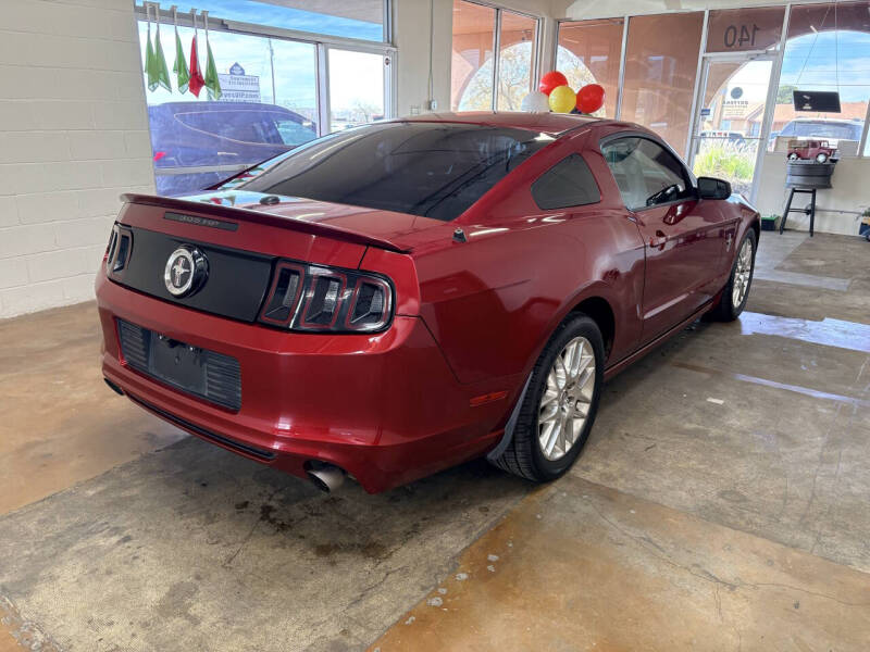 2014 Ford Mustang V6