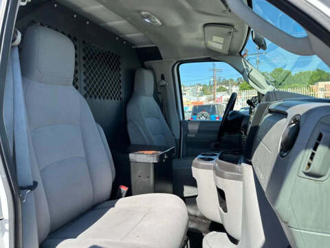2013 Ford E-Series E-150