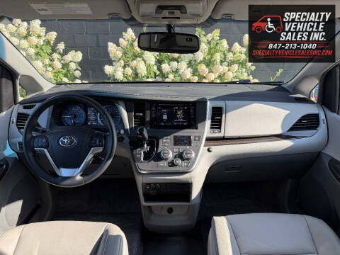 2016 Toyota Sienna XLE 8-Passenger