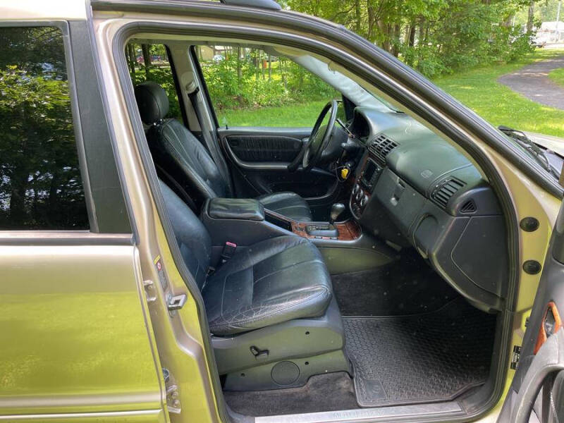 2002 Mercedes-Benz M-Class ML 320