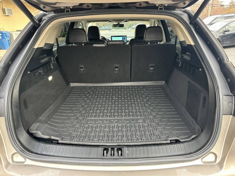 2021 Lincoln Nautilus Standard