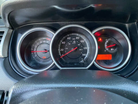 2011 Nissan Versa 1.8 SL