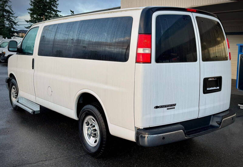 2015 Chevrolet Express LT 2500
