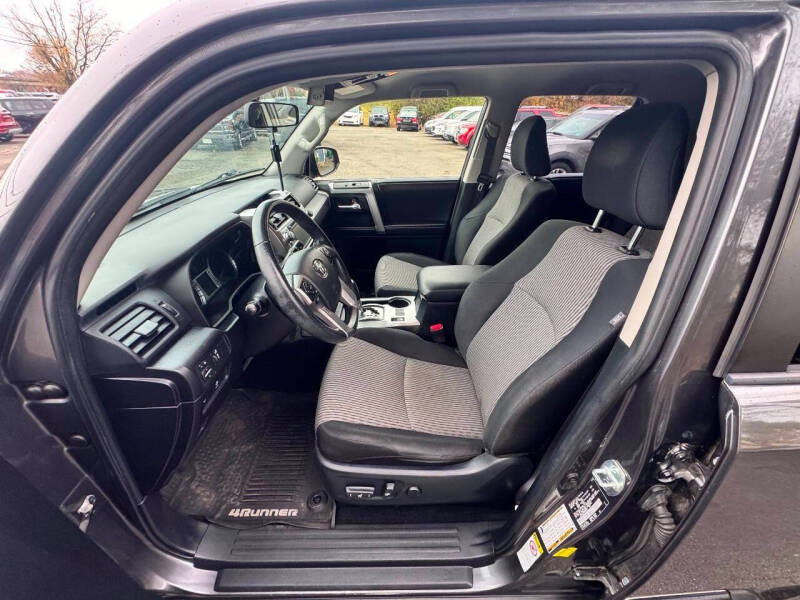 2017 Toyota 4Runner SR5