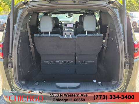 2027 Chrysler Pacifica Pinnacle