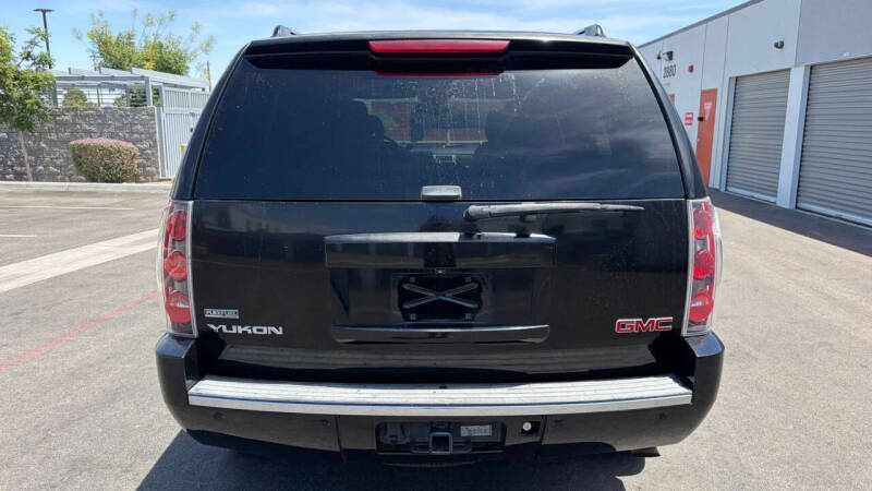 2011 GMC Yukon Denali