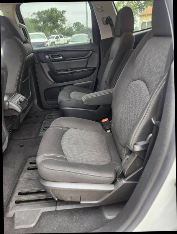 2017 Chevrolet Traverse LT