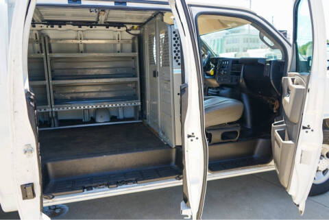 2017 Chevrolet Express 2500