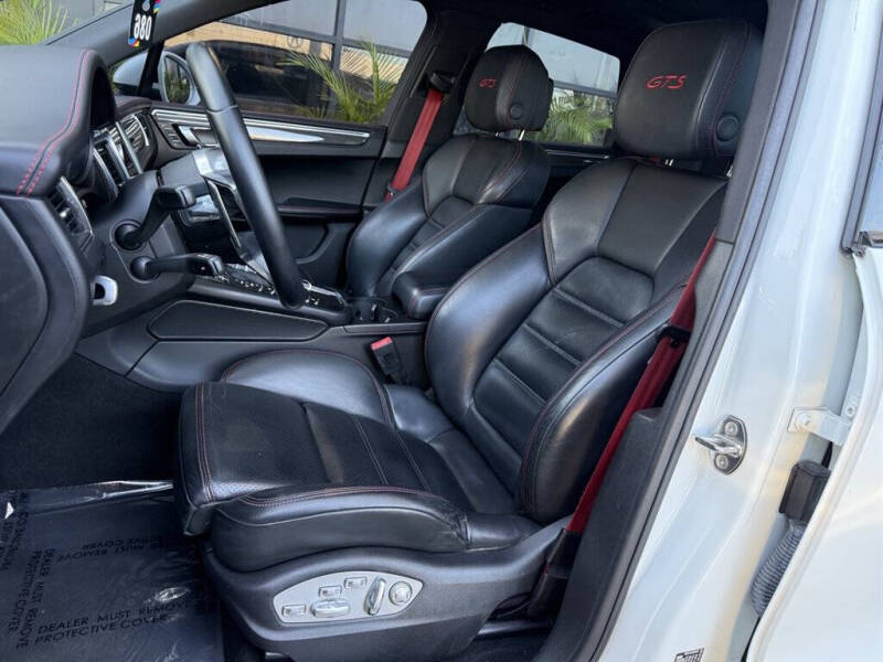 2018 Porsche Macan GTS