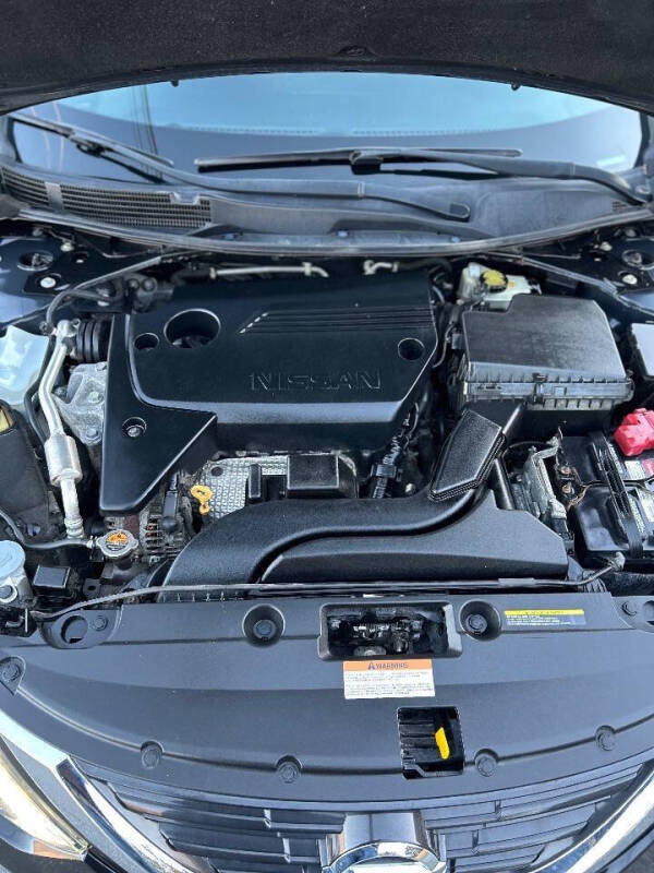 2017 Nissan Altima 2.5 SR