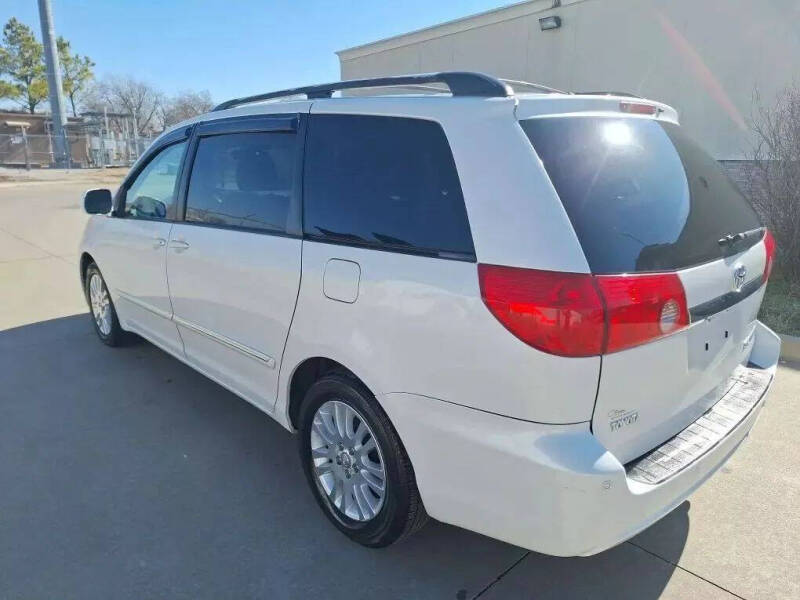 2008 Toyota Sienna