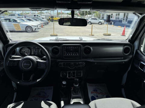 2023 Jeep Gladiator Willys