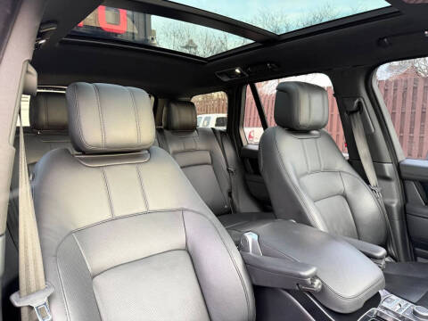 2020 Land Rover Range Rover P525 HSE