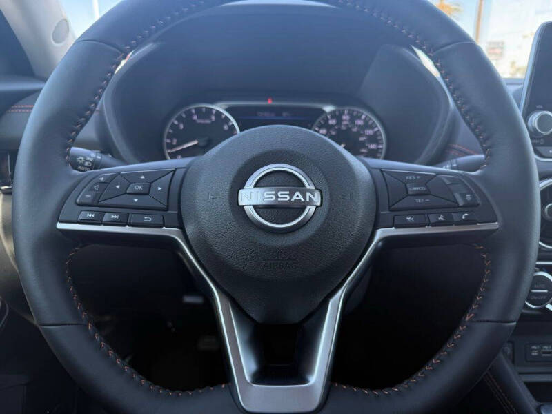 2025 Nissan Sentra SR