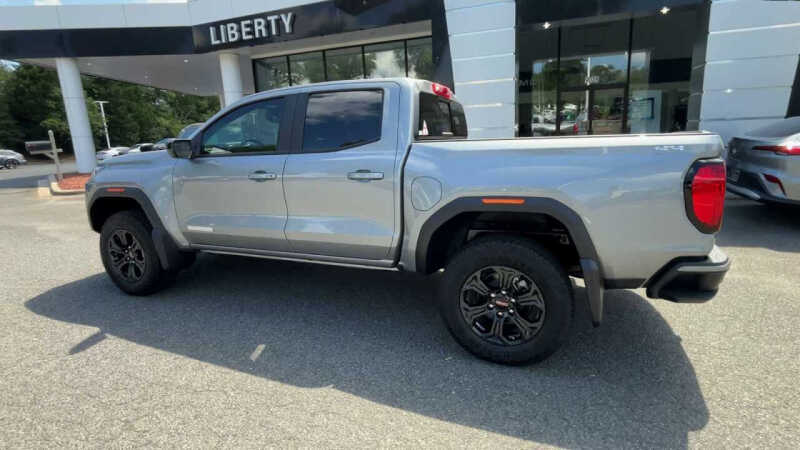 2025 GMC Canyon Elevation