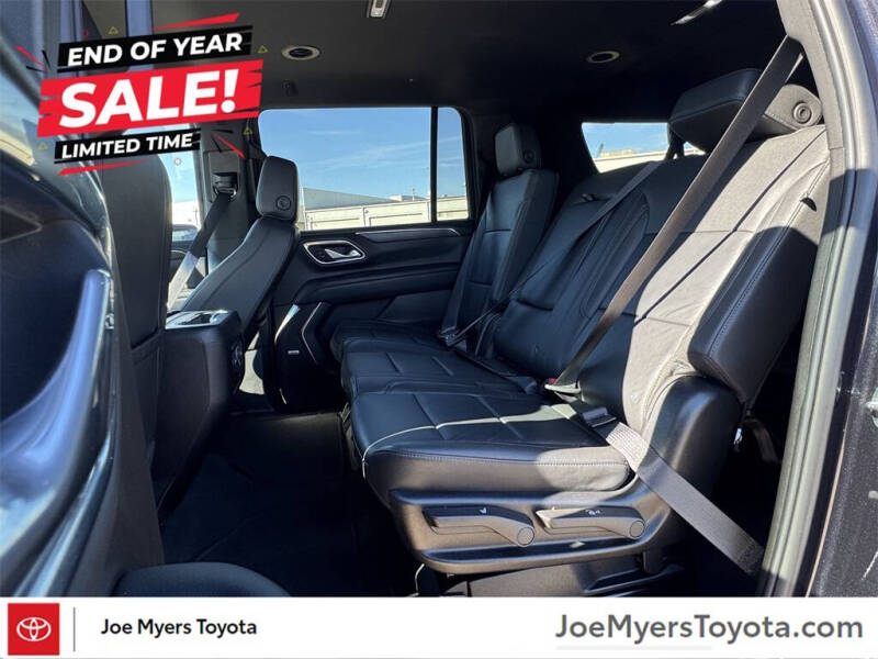 2024 Chevrolet Suburban LT