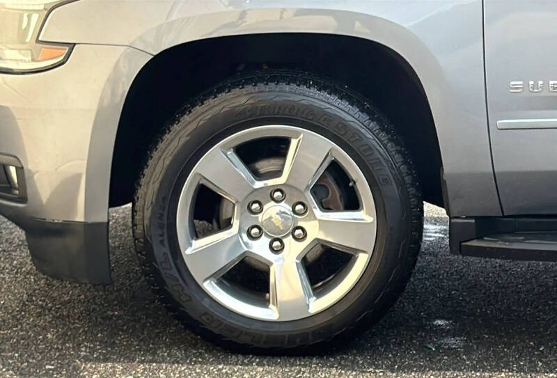 2019 Chevrolet Suburban LT