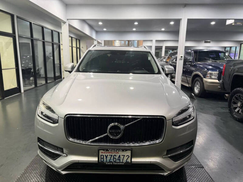 2018 Volvo XC90 T6 Momentum