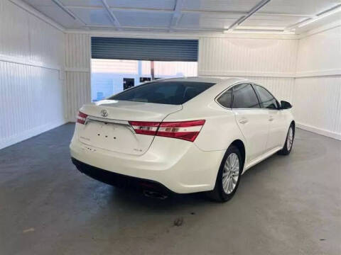 2013 Toyota Avalon XLE