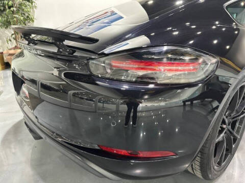 2019 Porsche 718 Cayman