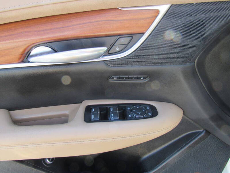 2019 Cadillac XT5 Platinum