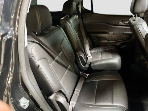 2022 GMC Acadia SLT