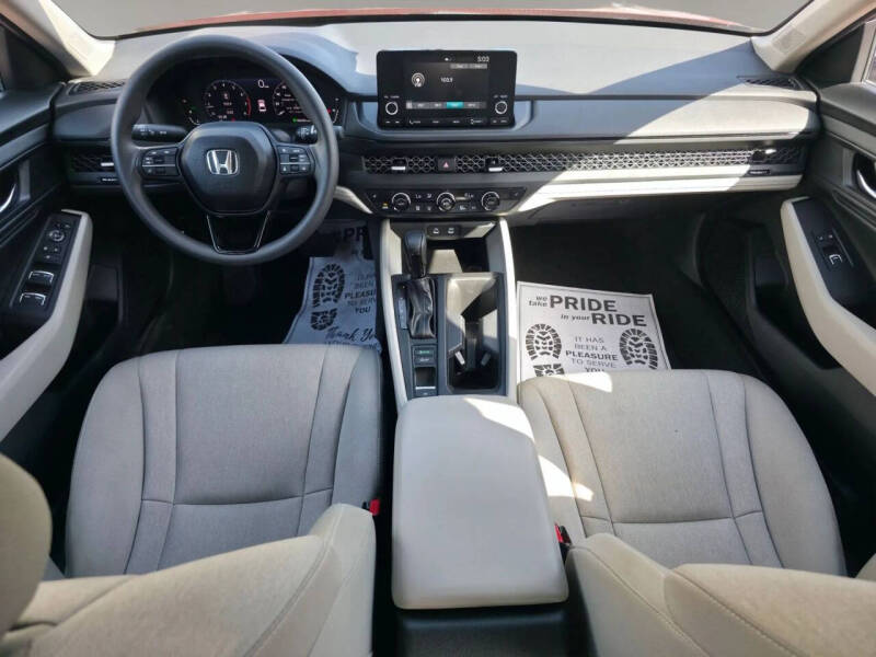 2025 Honda Accord SE