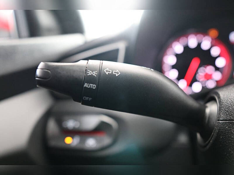 2019 Hyundai Veloster