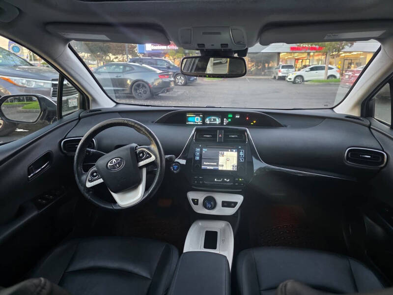 2016 Toyota Prius Four