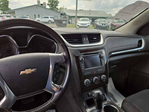 2017 Chevrolet Traverse LT