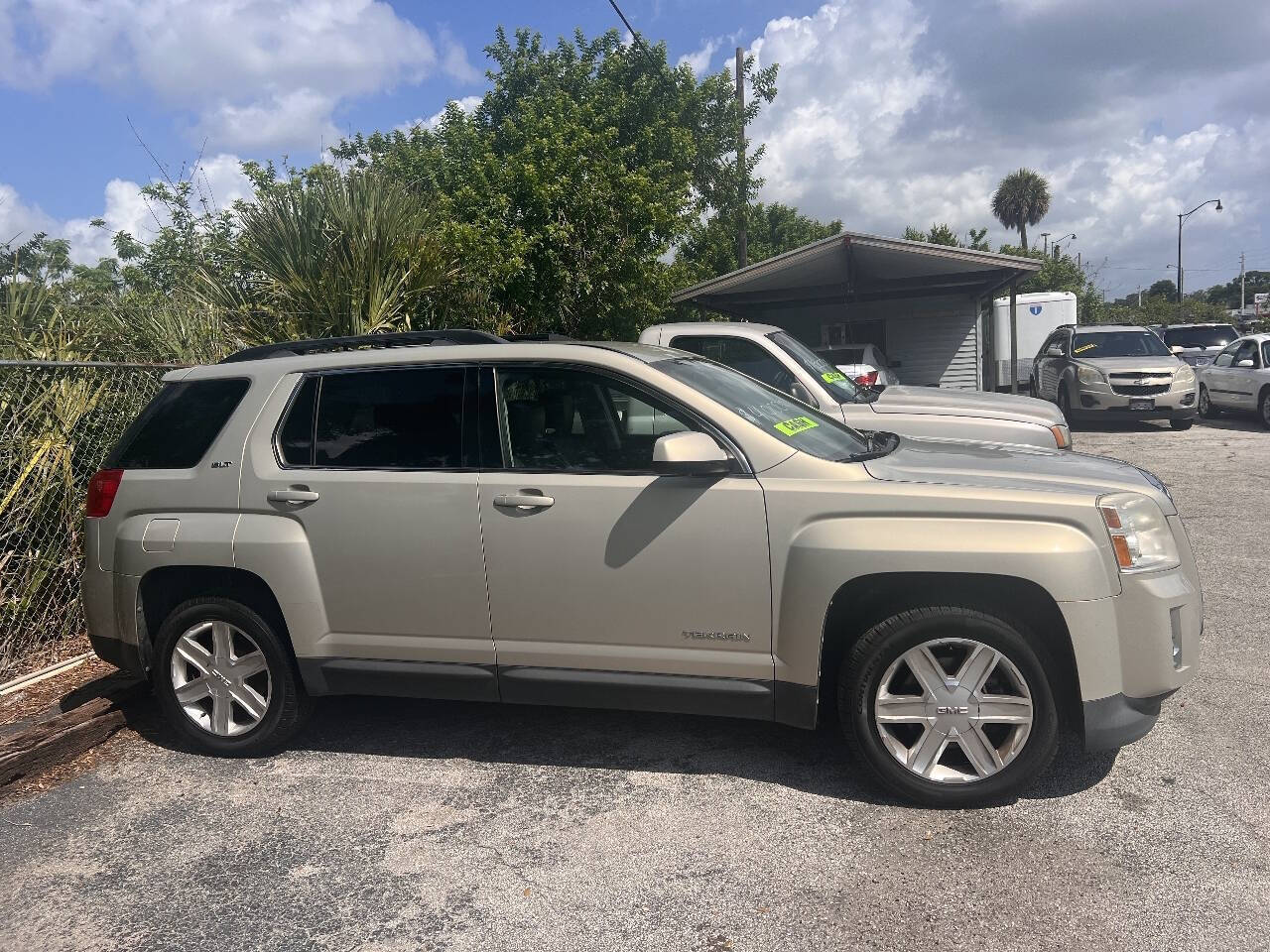 Gold 2011 GMC Terrain SLT-1 SLT-1 4dr SUV 1