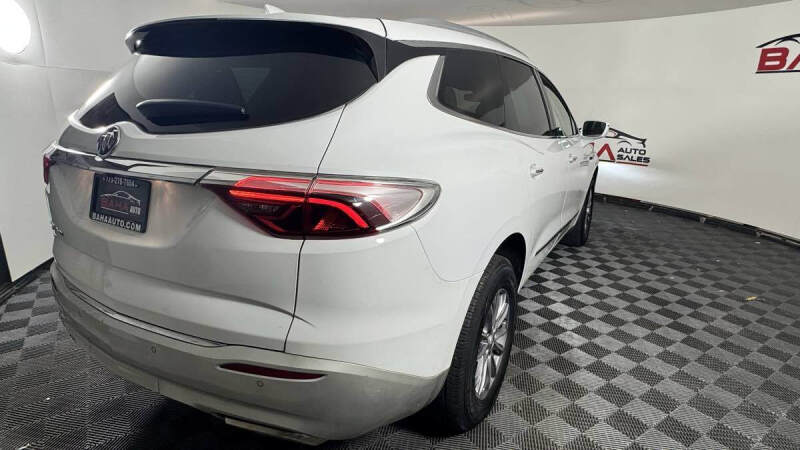 2023 Buick Enclave Essence