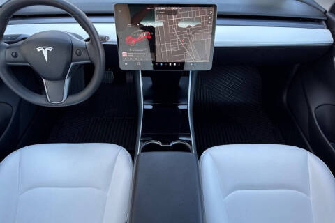 2019 Tesla Model 3 Standard Range Plus