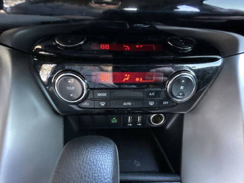 2022 Mitsubishi Eclipse Cross LE