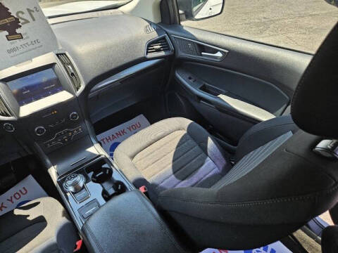 2020 Ford Edge SE