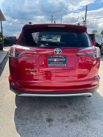 2016 Toyota RAV4 XLE