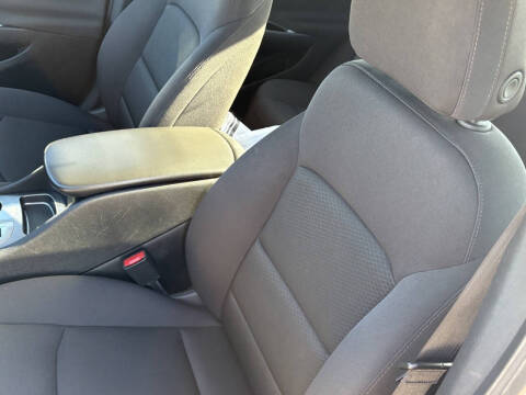 2024 Chevrolet Malibu LS